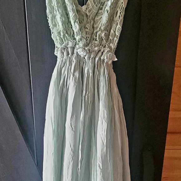 Backless open back maxi full length dress - Picture 3 of 4